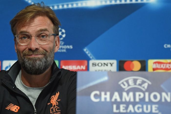 Manajer Liverpool FC, Juergen Klopp, berbicara dalam konferensi pers di City Football Acedemy, Manchester, Inggris pada 9 April 2018. 