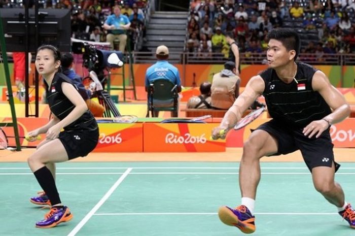 Pasangan ganda campuran Indonesia, Praveen Jordan/Debby Susanto, ketika berlaga pada babak penyisihan pertama Grup A Olimpiade Rio 2016 di di Riocentro Pavilion 4, Kamis (11/8/2016).