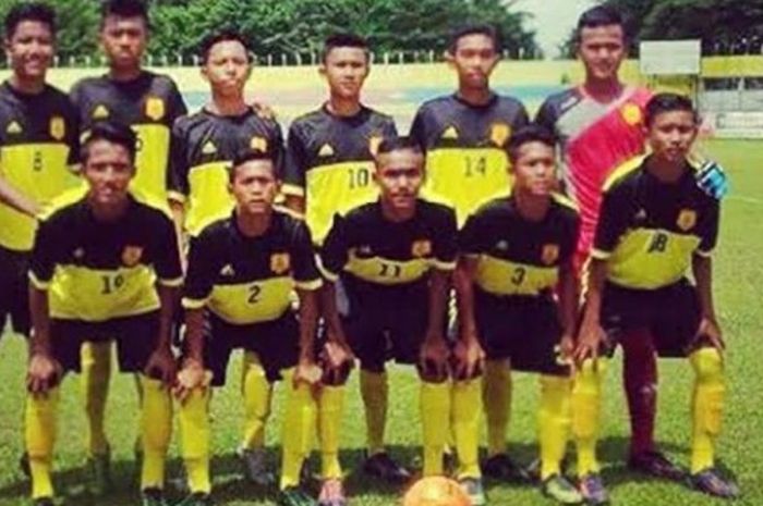 PSDS Deliserdang Junior saat di Stadion Mutiara, Asahan pada laga penyisihan Piala Soeratin 2016 zona Zumut. 