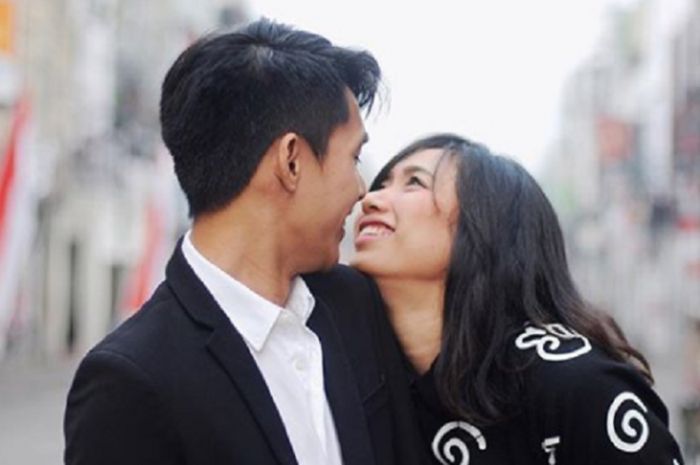 Yolla Yuliana sedang lakukan foto pre wedding bersama Kaesar Akbar.