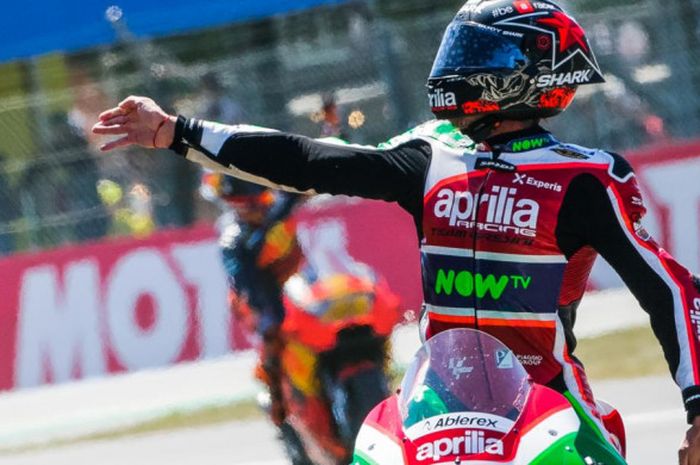 Pebalap Aprilia, Scott Redding, setelah menjalani balapan MotoGP Belanda di Sirkuit Assen, Minggu (1/7/2018).