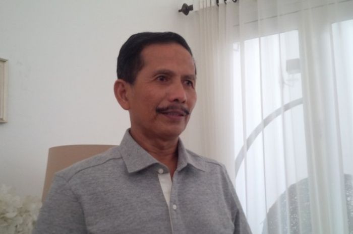 Pelatih Persib, Djadjang Nurdjaman punya misi mengembalikan kekompakan para pemain skuat Maung Bandung.