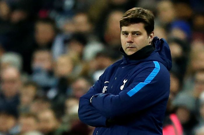 Ekspresi Manajer Tottenham Hotspur, Mauricio Pochettino, dalam laga ulangan babak keempat Piala FA kontra Newport County di Stadion Wembley, London, Inggris, pada 7 Februari 2018.