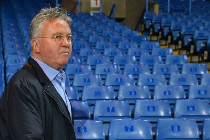 Manajer Chelsea, Guus Hiddink.