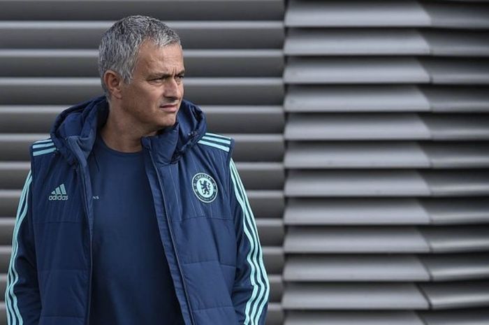 Jose Mourinho, saat berada di markas latihan Chelsea di Stoke D'Abernon, pada 28 September 2015.