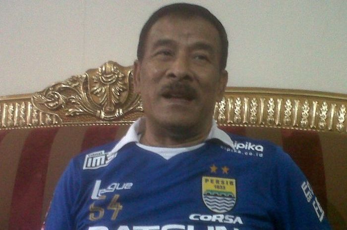 Manajer Persib Bandung, Umuh Muchtar. Umuh berencana mundur dari jabatannya sebagai manajer usai Piala Jenderal Sudirman