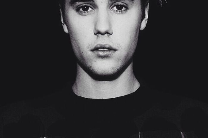 6 Lagu Sedih dari Justin Bieber Buat yang Lagi Galau 6 Lagu Sedih dari Justin Bieber Buat yang Lagi Galau
