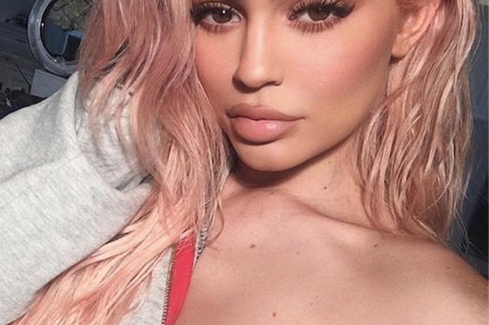 Rose Gold, Warna Rambut Super Cantik yang Lagi Hits di ...