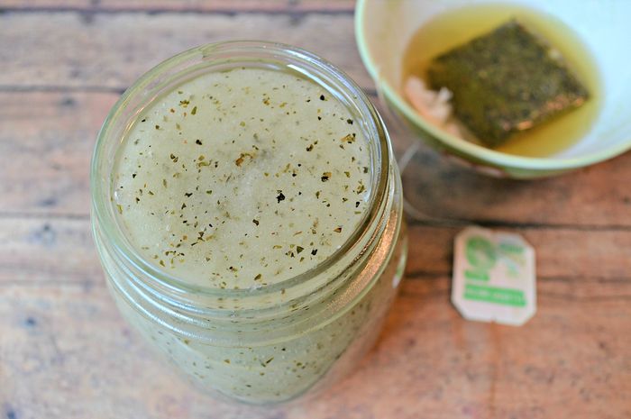 Diy Scrub Teh Hijau Biar Kulit Kita Lebih Sehat Terawat Cewekbanget