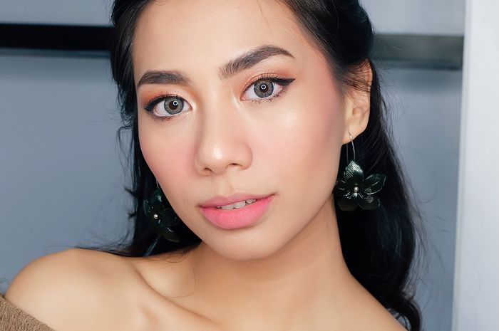 7 Langkah Makeup  Mudah Buat  Kondangan  ala Beauty  Vlogger 