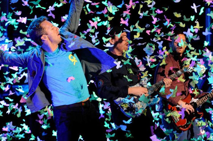 Nyanyiin Indonesia Raya di Konser Coldplay Thailand dibilang Kampungan