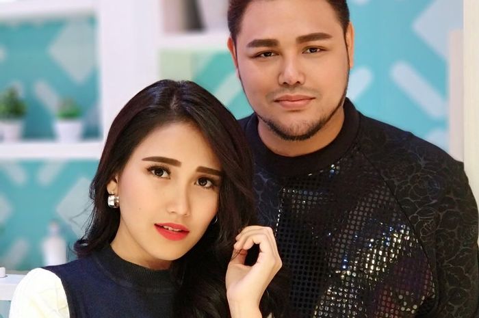 830 Gambar Romantis Lagi Kangen Gratis Terbaru