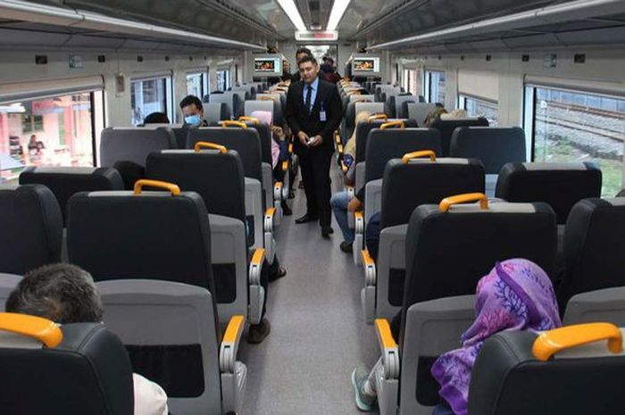 6 Tips Memakai Kereta Api Bandara Internasional Soekarno