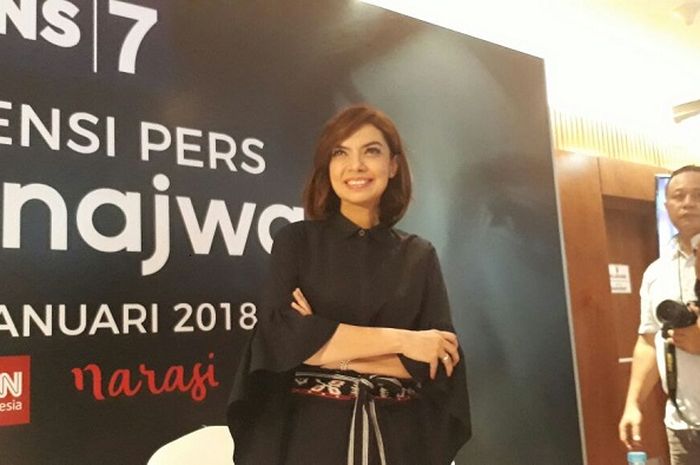 Hasil gambar untuk persiapan tayangan langsung mata najwa
