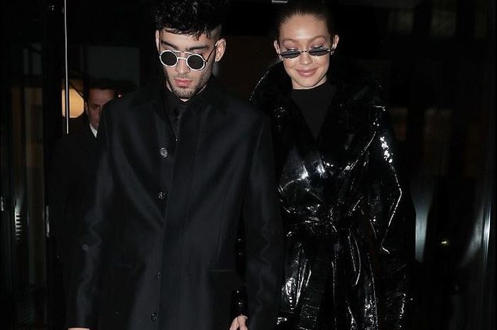 Selain Ucapan Romantis, Pasangan Kekasih Zayn Malik dan Gigi Hadid Kompak Kenakan Busana Futuristik yang Fashionable loh!