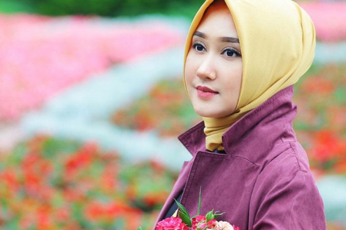 Sukses Jadi Perancang Busana Muslimah Yuk Intip Kisah