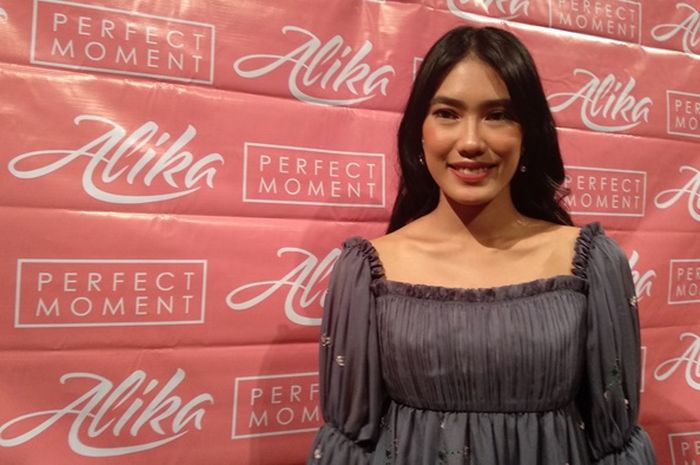 Lirik Lagu Perfect Dan Artinya Versi Wanita