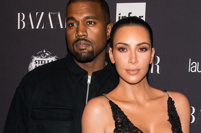 Kim Kardashian Buka Bukaan Soal Hubungan Seks 5 Kali Sehari Dengan