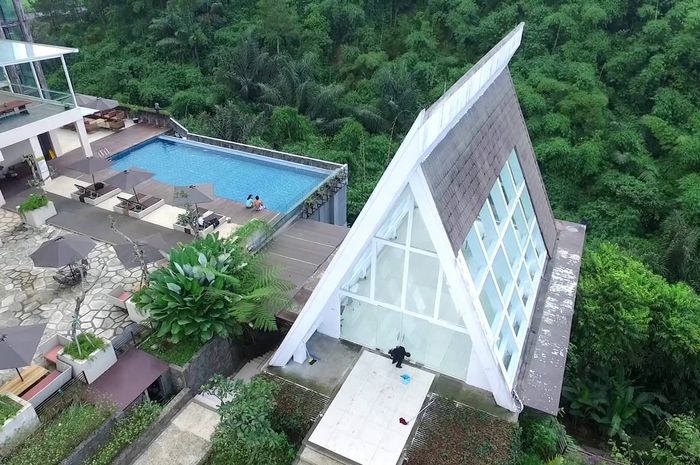 Inilah 7 Hotel Dengan Kolam Renang Roof Top Di Bandung Dan
