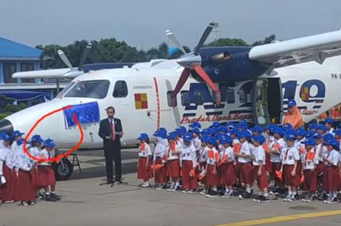 VIDEO Siswi  SD  Muntah di Depannya Ngak Nyangka Begini 