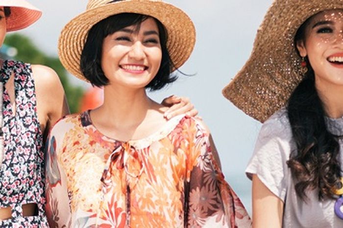 4 Kebiasaan Orang Indonesia di Negeri Orang, Pastinya Suka Selfie!