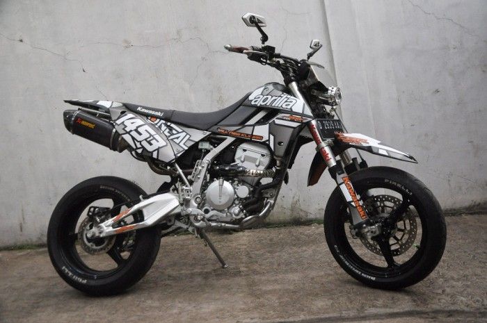 Paling Baru Harga Kawasaki Klx 250 Modifikasi Stiker - Sticker Fans