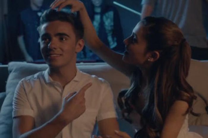 Lirik Lagu Almost Is Never Enough Ariana Grande - Arsia Lirik