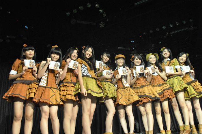 Jkt48 Rilis Singel Baru Yuuhi Wo Miteiruka Apakah Kau Melihat Mentari Senja Hai