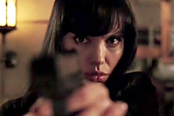 Angelina Jolie Tolak Naskah Salt 2 Semua Halaman Hai