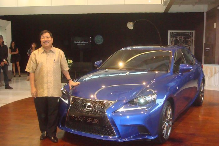 Mobil Mewah Lexus Is 250 Dijual Terbatas Di Indonesia - Hai