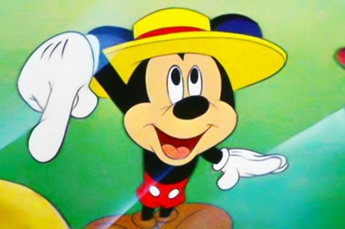 Kenapa Karakter Kartun Disney Pakai Sarung Tangan Putih Terus? Ini