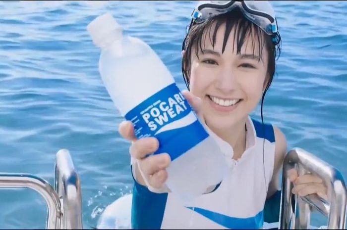 Ini Dia Cewek Cantik Yang Jadi Bintang Iklan Pocari Sweat Terbaru Ada Foto Fotonya Juga Hai