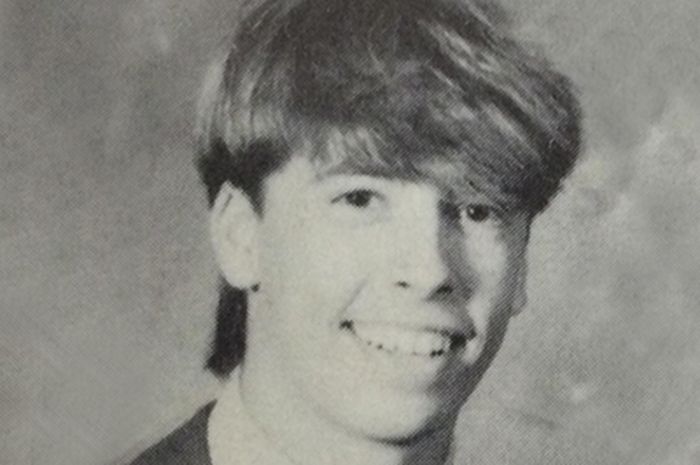 Sebutkan Pembagian Masa Remaja Menurut Thoruburgh