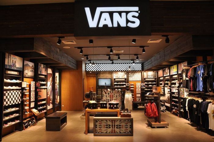 vans store jakarta selatan