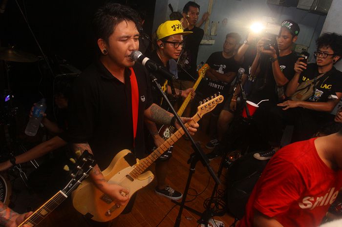 Berbagi Cerita Kolaborasi Pee Wee Gaskins dengan Gania Billfold Semua