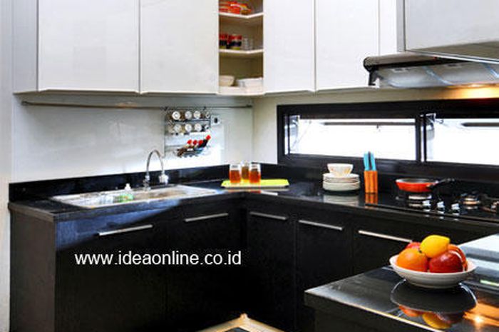 Dapur Hitam Putih Mudahkan Perawatan Semua Halaman Idea Grid Id Dapur Hitam Putih Mudahkan Perawatan