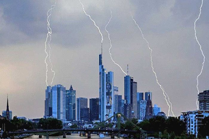 Menangkal Amukan Dewa Zeus Semua Halaman Idea