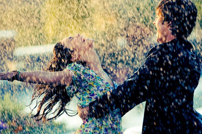 63 Gambar Romantisme Hujan HD