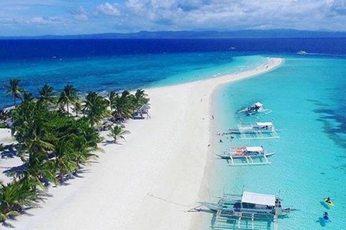 Sangat Indah, Pulau di Filipina Ini Miliki Pantai Pasir Putih yang