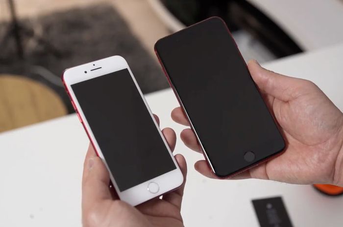 Cara Mengubah Warna Layar IPhone Menjadi Hitam Putih Abu Abu Saja Video) Cara Ribet dan Mahal Ubah iPhone 7 Plus (RED) dengan Layar Hitam - Semua Halaman - MakeMac