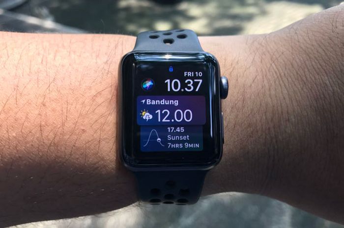 perbedaan iwatch series 3 38mm dan 42mm