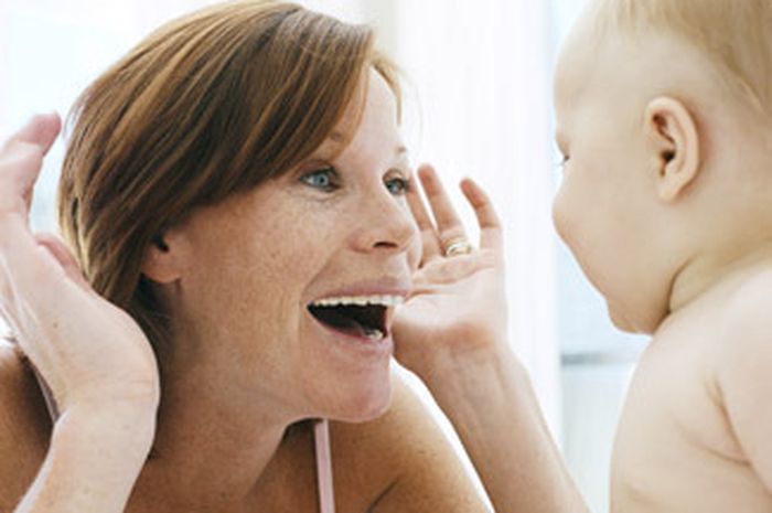 10 Permainan Sederhana Yang Mencerdaskan Untuk Bayi Nakita