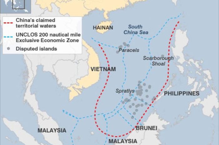 Nine Dash Line atau Sembilan Garis Putus-putus yang menjadi dasar China melakukan klaim atas kepemilikan perairan dan daratan Natuna. 