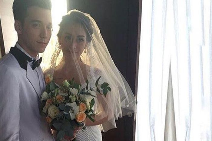 Alasan Ibunda Tak Mau Restui Celine Evangelista Menjadi Istri Stefan William Semua Halaman Nova