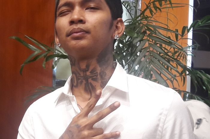 Paling Populer 14 Tato  Wajah  Di  Tangan  Gambar  Tato  Keren