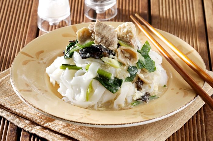 Nikmati Lezatnya Resep Kwetiau Siram Ala Resto Chinese Ini Di Rumah Sajian Sedap
