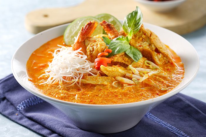 Laksa Singapura, Hangat & Sedapnya Pas Untuk Makan Malam - Sajian Sedap