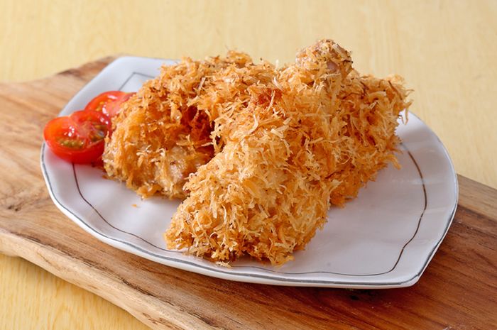 Ayam Goreng Balut Kelapa Pedas Satu Ini Susah Untuk Dilewatkan Sajian Sedap