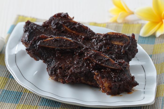 Hidangan iga bakar mentega