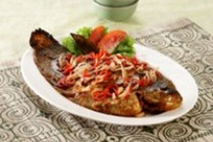 PANGGANG IKAN GURAME LAMPUNG Sajian Sedap PANGGANG IKAN GURAME LAMPUNG Sajian Sedap